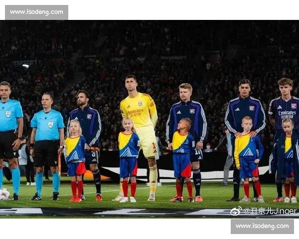 塞维利亚锁定阿根廷铁卫！塔利亚菲科自由身加盟在即，欧联冠军再补强