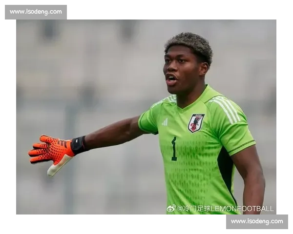 铃木彩艳：顶级联赛逐梦，婚姻计划暂搁置