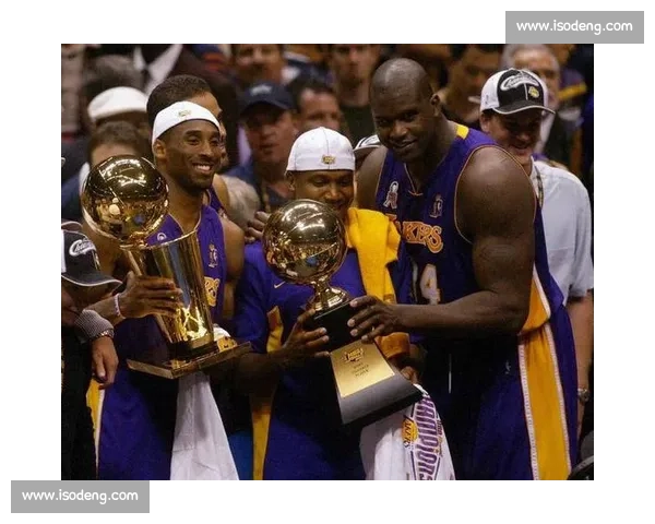 毕比：2002 西决国王本应夺冠 我们比湖人更出色