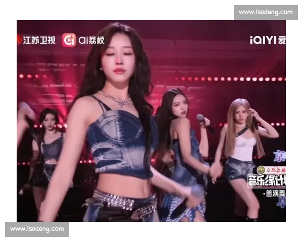 朋克风暴席卷舞台！刀群舞燃爆今夏最飒现场