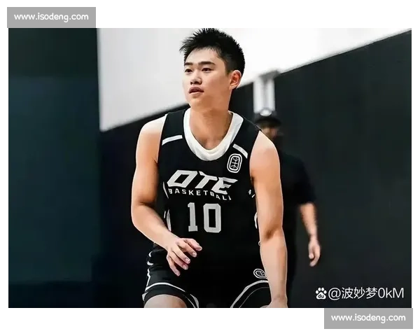 男篮集训再调整：赵维伦因学分离队，张镇麟伤退，郭士强或启用赵继伟 + 王俊杰